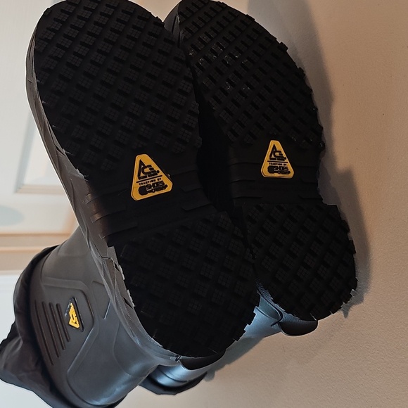 Ace Black Insulated Non Slip Oil Resistant Work Gum Boots - Picture 5 of 6